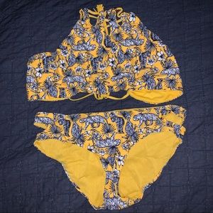 FREE SHIPPING—Yellow Reversible bikin